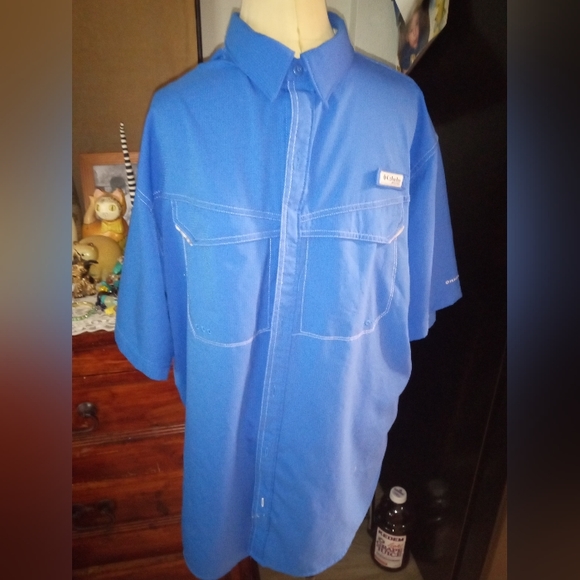 Columbia men's shirt with Omni-Shield™ - Picture 3 of 5